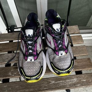 Brooks Ghost G7 in size 8.5 Women’s Running Shoe